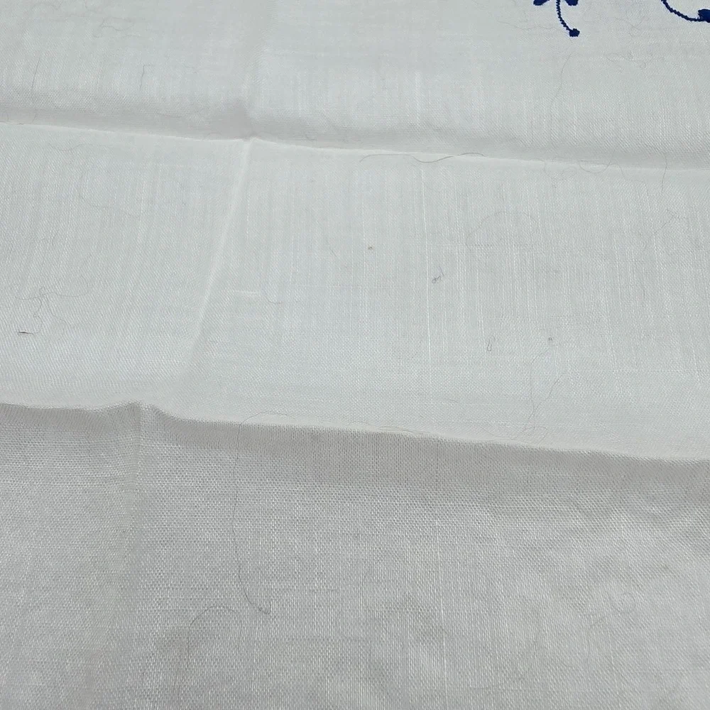 Vintage FLOWERS Ladies Handkerchief Hanky‎ Floral Blue White